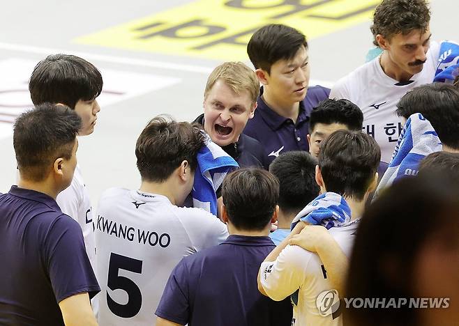 남자배구 삼성화재 사령탑에 틸리카이넨 전 대한항공 감독