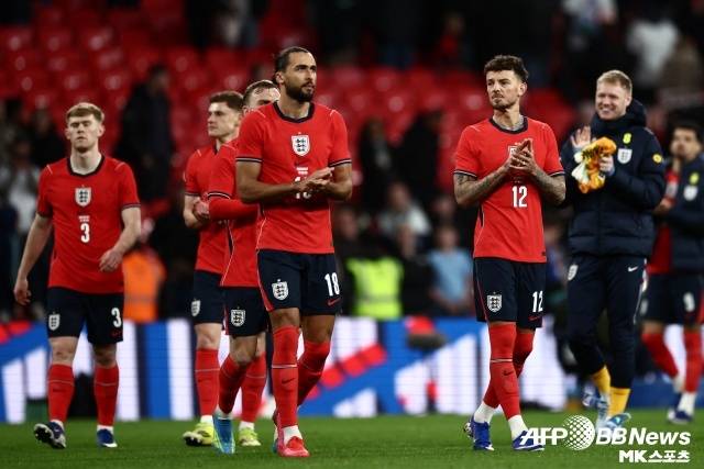 ‘독일·스페인·브라질 격파’ 일본, 9만 홈 관중 등에 업은 ‘축구 종가’ 잉글랜드까지 잡을까