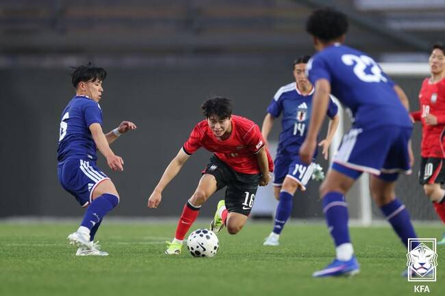 한국에 패한 日 감독 극대노! '만회골' 제자 향해