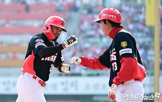 '35홈런 외인 재계약 포기' KIA 선택 옳았나…'2G 타율 0.556' 카스트로, 개막 2연전부터 존재감 뽐냈다 [인천 현장]