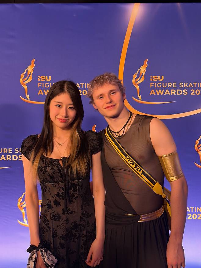 '제2의 김연아' 이해인, 스캔들 터진 말리닌과 '투샷' 버젓이 올려…진짜 사귀나→