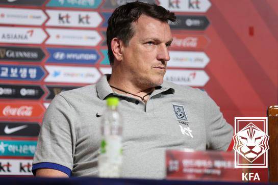 ‘한국 망친’ 클린스만호 수석코치 깜짝 행보…오스트리아서 ‘홍명보호 A매치’ 해설한다