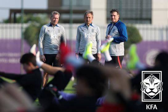 ‘한국 망친’ 클린스만호 수석코치 깜짝 행보…오스트리아서 ‘홍명보호 A매치’ 해설한다