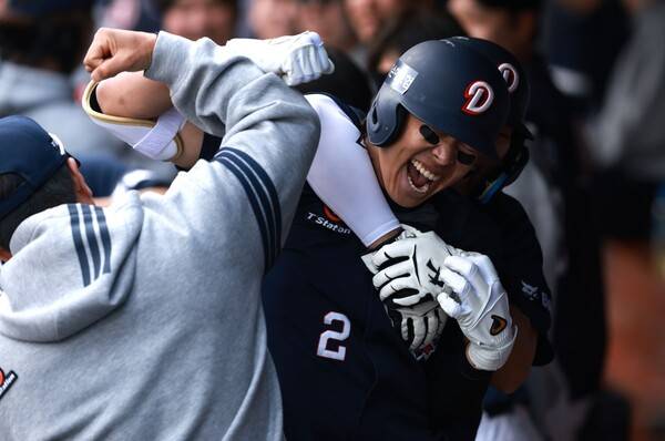 단 2경기 만에 도파민 대폭발, 이런 야구를 앞으로 142경기 더 봐야 한다...역대급 시즌 예고한 개막시리즈