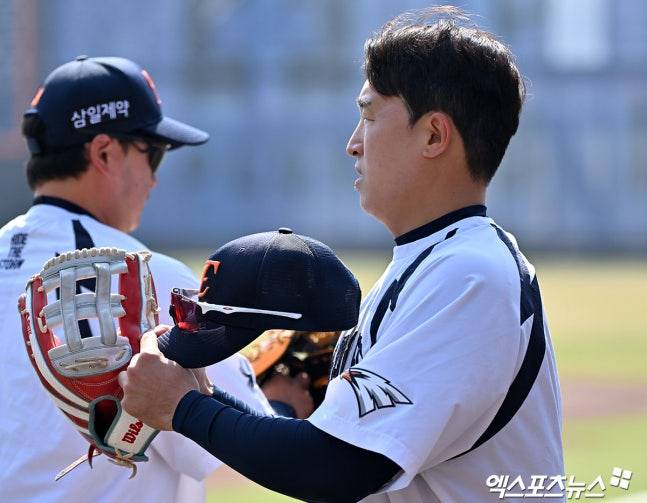 '손아섭이 사라졌다' FA 단돈 1억 막차 계약→극적 개막 엔트리 합류→그러나 이틀 만에 1군 제외…NC 권희동·손주환-SSG 김택형도 말소