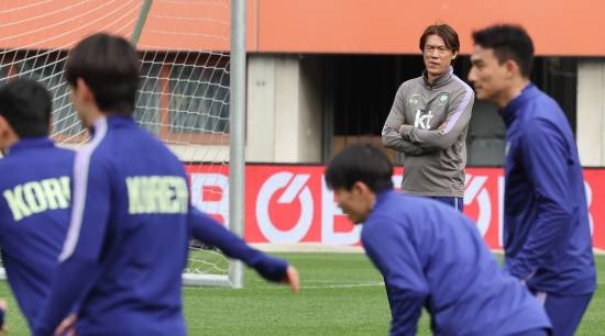 홍명보 감독, 손흥민·이재성·이강인 전부 꺼낸다…오스트리아전 선발 출격 확정→