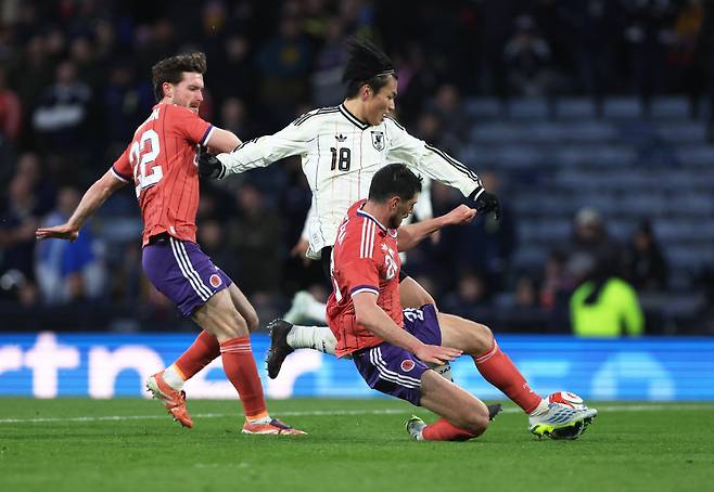 '손흥민 은퇴하면 내 세상'...'일본 최초 유럽 득점왕 예약' 日 스트라이커, 역대급 칭찬 쇄도...