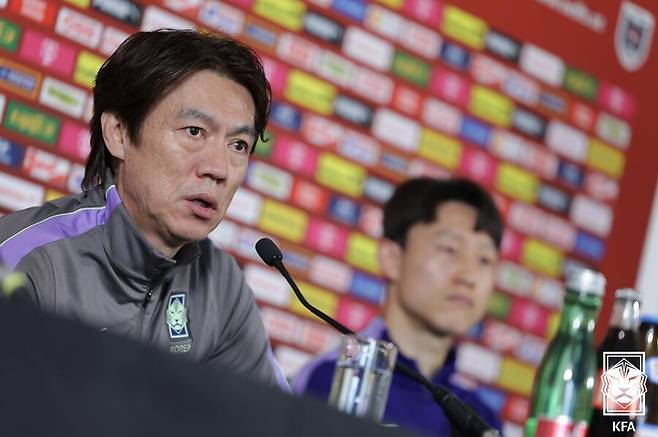 브라질에 0-5로 지고도 바로 이겨봤다…홍명보 감독, 참패 극복 시나리오 자신 →