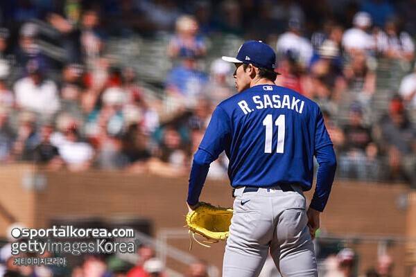 '대폭망' 아니었어? 사사키 다른 사람 됐다…160km 던지며 4이닝 4K 1실점 쾌투, 하지만 타선 침묵에 패전 위기