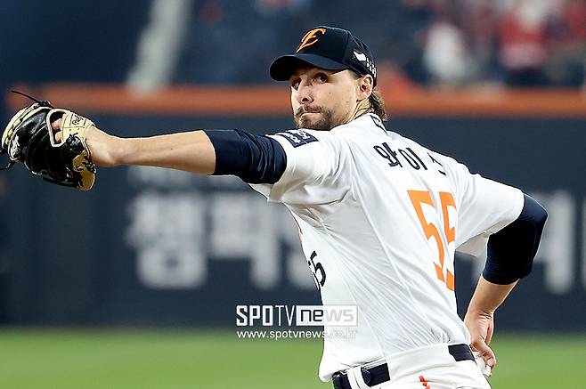 폰세 비극적으로 쓰러진 날, 와이스는 '156km' MLB 첫 무실점 투구… 엇갈린 한화 원투펀치 희비