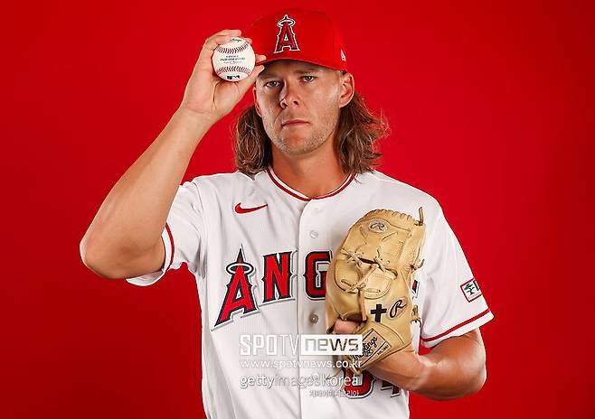 울면서 KIA 떠난 그 선수, MLB 극적 복귀 성공… 마법 부렸다? MLB 강타자들 잡아냈다