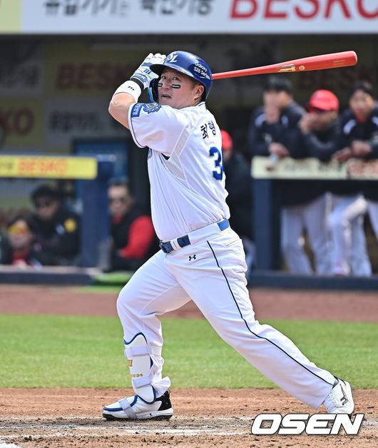 '3470일 만의 대기록' 삼성 최형우, KBO 역대 최고령 홈런 새 주인공 등극 [오!쎈 대구]