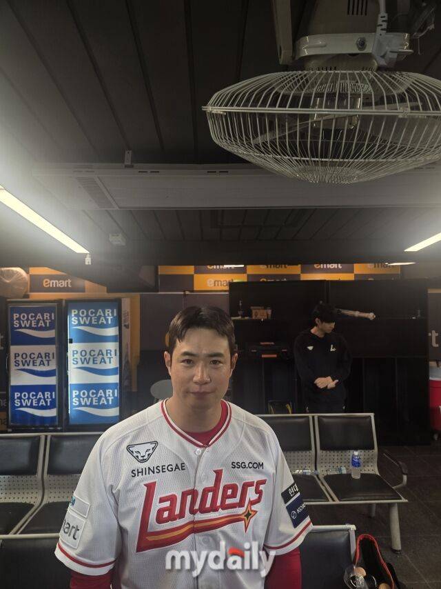 “나도 긴장했지만 상대(KIA 조상우)도 긴장했구나…가라, 제발 가라” 김재환은 1997 손민한 소환보다 영웅을 원했다, 솔직한 심경변화[MD인천]