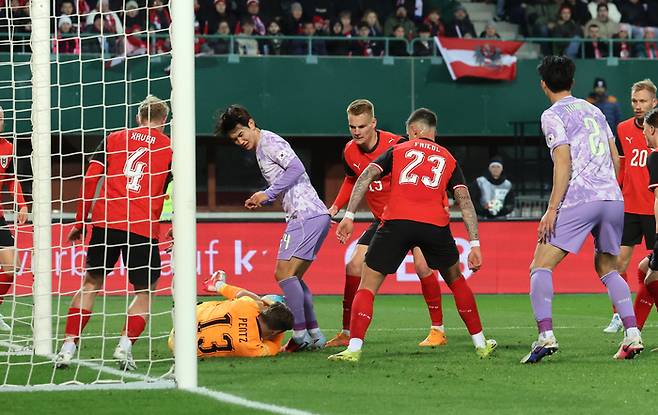 ‘스리백 재가동’ 홍명보호, 오스트리아와 잘 싸웠으나 0-1 패배 ‘사비체르 결승포’…손흥민·오현규 결정적 슛에도 2연속 무득점[SS 빈 현장]