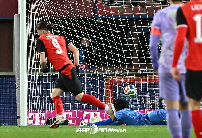 '홍명보호 또 졌다' 스리백 고집에 또 무너진 수비, 오스트리아에 0-1 패배