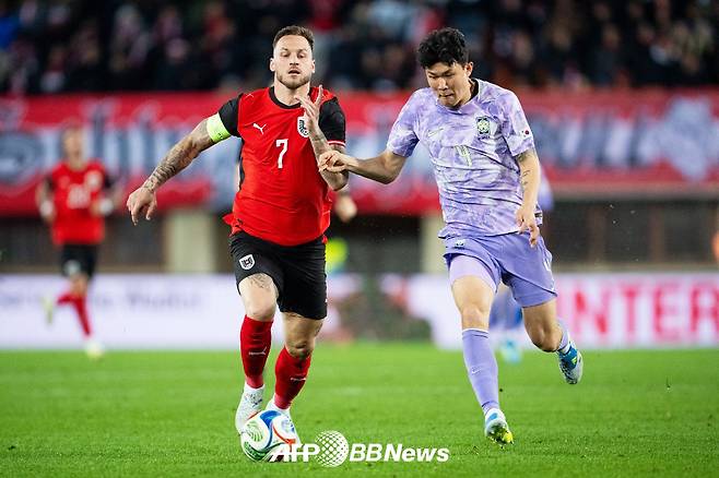 '홍명보호 또 졌다' 스리백 고집에 또 무너진 수비, 오스트리아에 0-1 패배
