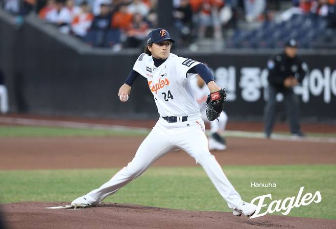 '한화 초비상' 6주 대체 외인 찾아야 하나…다리찢기→허벅지 통증 교체, '15억 팔' 햄스트링 부상 아니어야 할 텐데 [대전 현장]