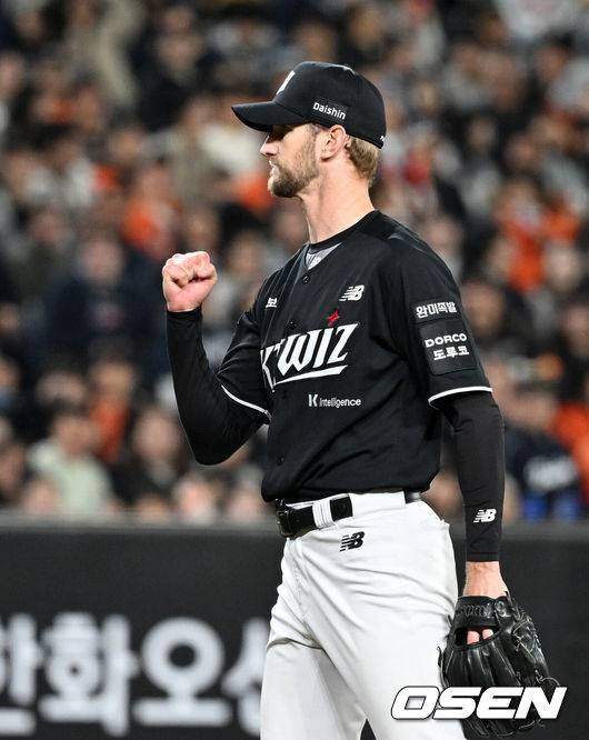 한화 KKKKKKK 추풍낙엽…새로운 에이스 등장인가