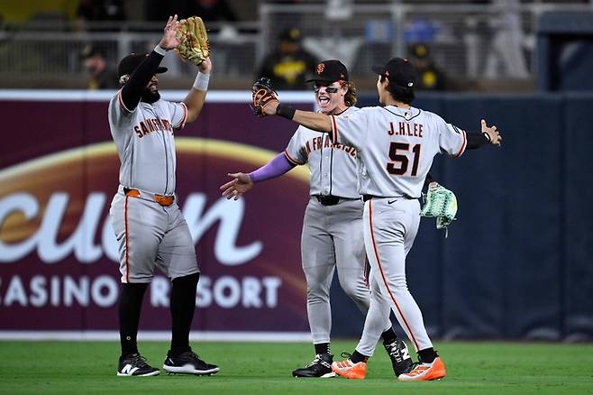 ‘다시 바람이 분다’ 이정후, 2루타 2개 포함 ‘3안타 3타점’ 폭발…시즌 첫 멀티히트+184일 만에 3안타 [SS시선집중]