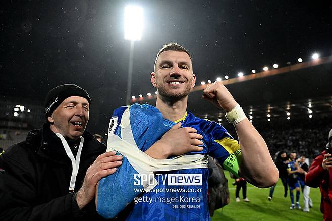 홍명보호 축하합니다! A조 2위로 가면 16강도 가능…이탈리아 탈락, 보스니아 합류 → B조 꿀조 '청신호'