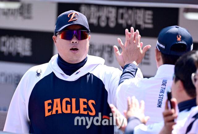 '화이트-엄상백-강재민-최유빈 말소' 한화 라인업 공개, '5연타석 삼진' 노시환 4번타자 믿는다…