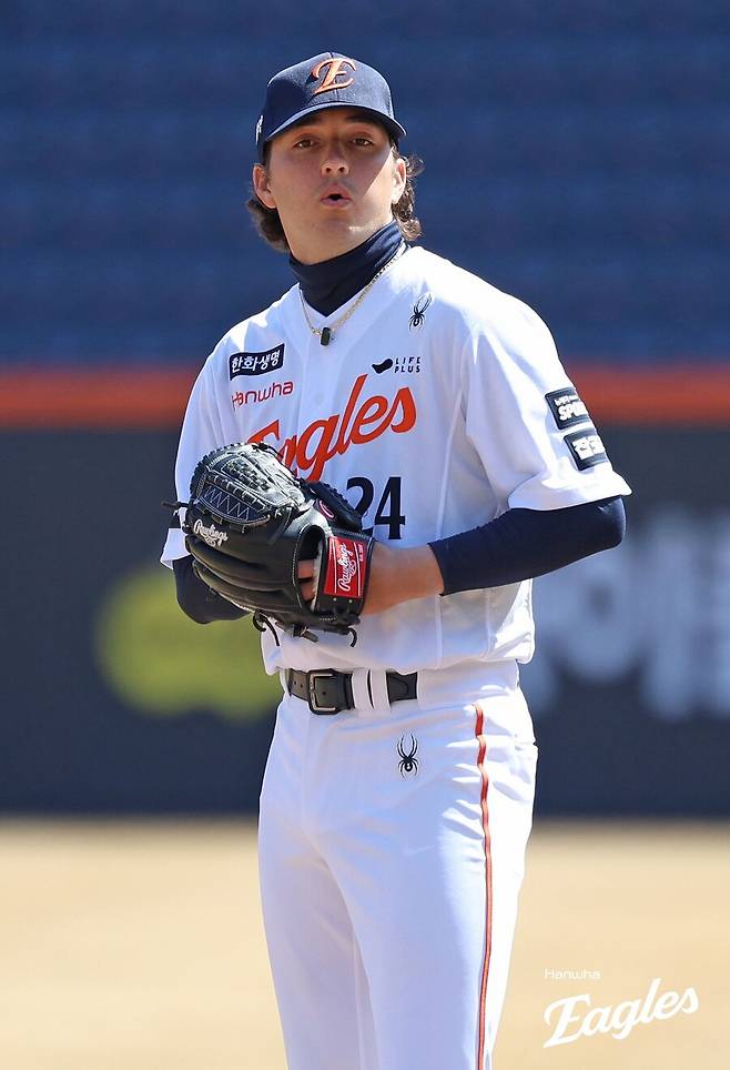 한화 154km 외인투수 부상에 난리났다…이미