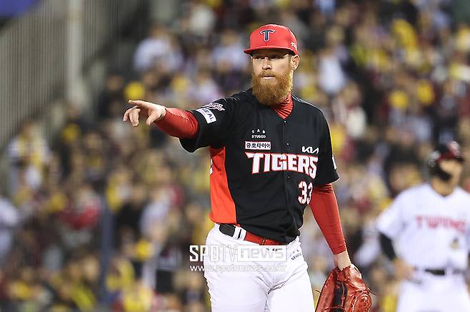 KIA 에이스는 파도 파도 미담만… 동료까지 업그레이드시켰다고? KIA 시즌 반란 일으키나