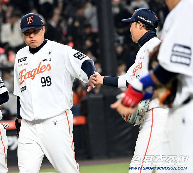 그 '알까기'만 아니었어도…한화서 더 커진 Ryu의 존재감, 고영표에 판정승 → 5이닝 '역투' [대전리포트]