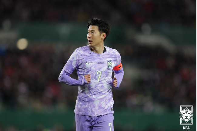 홍명보표 3백 ‘작심 비판’…장지현 해설 “감독 경질됐다고 생각하고 새 판 짜야”, 이근호 해설 “오히려 전술에 물음표 남겨”