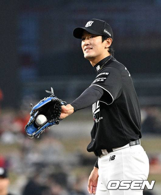 '4시간 19분 대혈투' KT, 한화와 2:4→6:5→11:5→11:11→14:11 난타전 끝 개막 4연승 질주 [대전 리뷰]