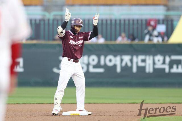 무명투수 대반란! 전승팀에 5이닝 무실점 쾌투→1639일 만에 승리 쾌거, 키움 드디어 이겼다…SSG 타케다 4⅔이닝 5실점 패전 [MD인천]