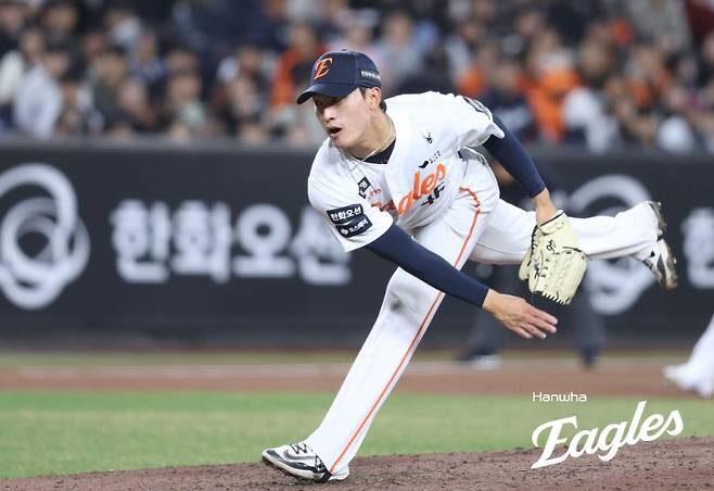 힘겹게 11점 내면 뭐하나? 류현진 내려가자 무한 '볼볼볼볼', 한화 불펜 이게 처참한 현실인가 [대전 현장]