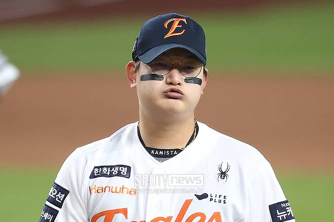 '지고 있는데 김서현 8회 투입' 한화 마운드 14실점 붕괴 어쩌나…대체 외인 빨리 와야한다