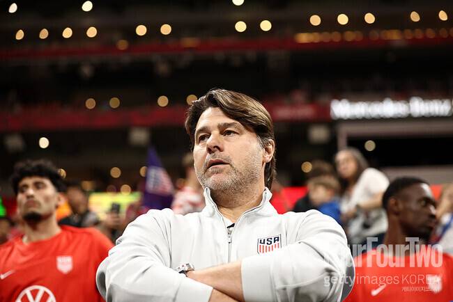 '흥민아, 나도 힘들다' 홍명보호만큼 욕 먹는다...2연패+에이스 침묵에