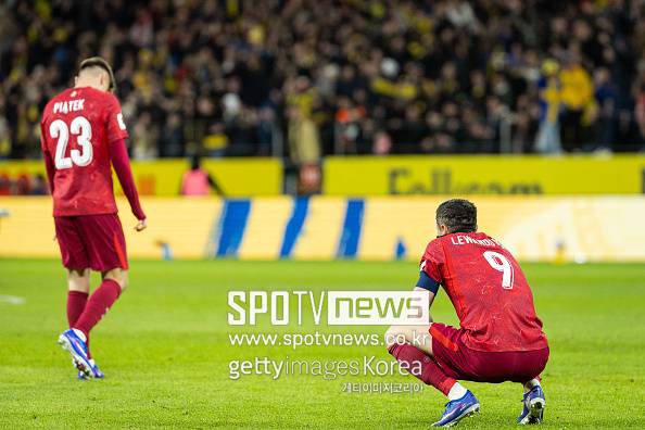 '월드컵 진출 실패에 좌절' 21세기 최강 공격수, 끝내 국가대표 은퇴하나...'타임 투 세이 굿바이'