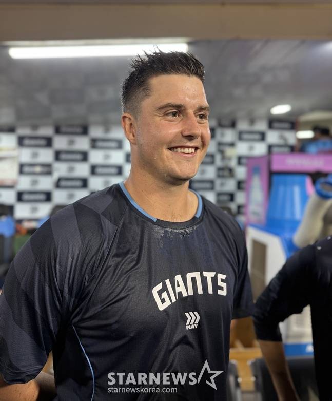 '이런 우연이!' 한화 화이트 부상 직후 나온 '前 롯데' 데이비슨 폭발 발언