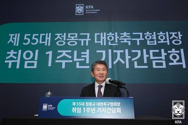 ‘벤투호보다 나아졌다’ 정몽규 회장 확신에도…2연패 홍명보호, FIFA 랭킹 ‘3계단 추락’
