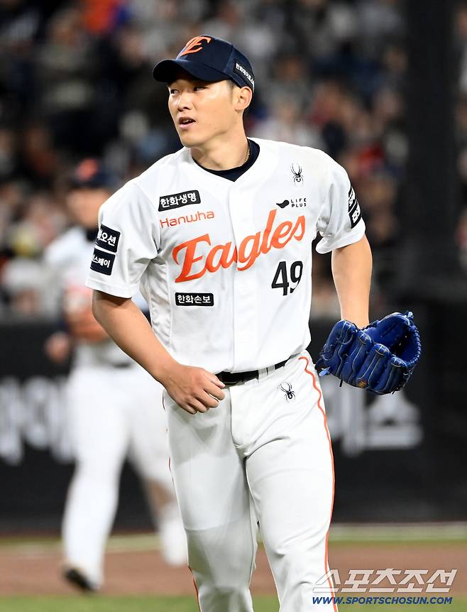 '경기당 평균 8명' 벌써부터 심상치 않다…류현진 출격 → 11점 따라갔는데…무너진 불펜이 문제인가 [대전포커스]