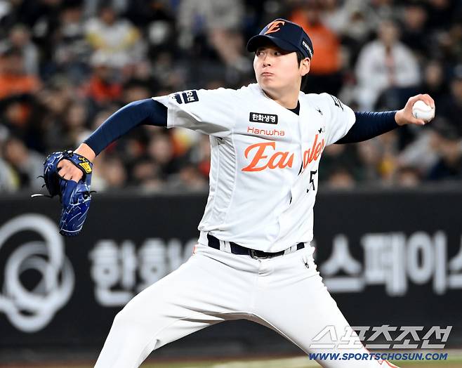 '경기당 평균 8명' 벌써부터 심상치 않다…류현진 출격 → 11점 따라갔는데…무너진 불펜이 문제인가 [대전포커스]