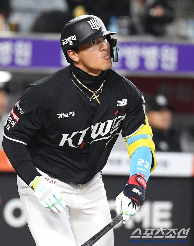 문동주? '팀타율 1위' 불방망이 앞에선 모두가 평등…안현민 적시타 → 장성우 그랜드슬램 [대전현장]