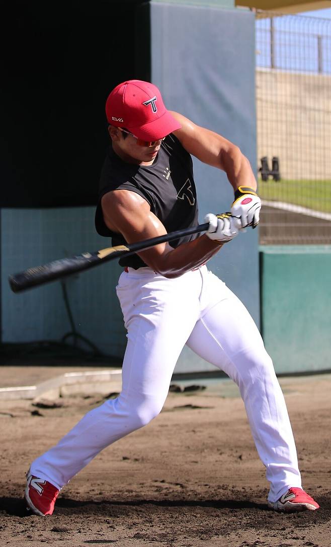 “몸은 안현민과 똑같은데” 이범호 눈여겨본 KIA 터미네이터, 1군 외야에 파란 일으키나