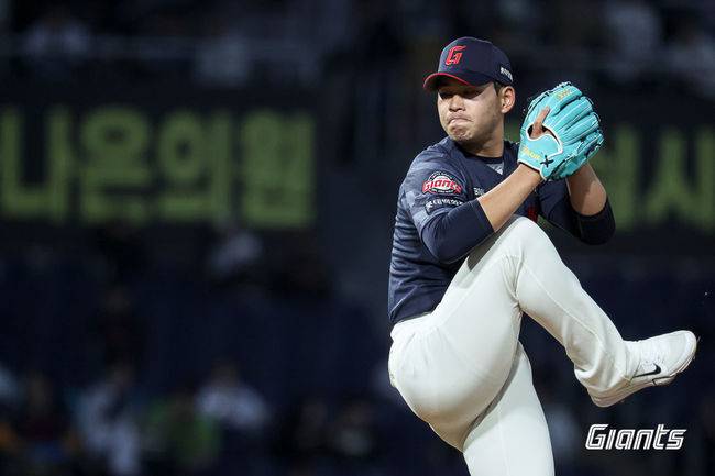 1아웃을 못 잡아서…151km 희망을 던졌는데, 승리의 신은 왜 김진욱을 외면하나
