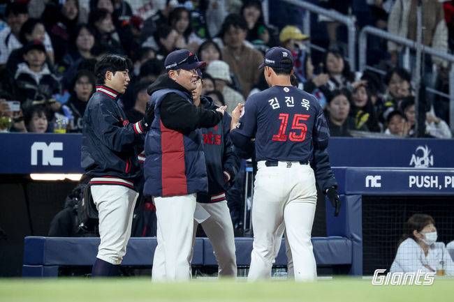 1아웃을 못 잡아서…151km 희망을 던졌는데, 승리의 신은 왜 김진욱을 외면하나