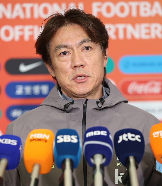 욕도 아깝다?…비난마저 사그라든 홍명보호, 시청률 1% 추락 ‘무관심의 늪’