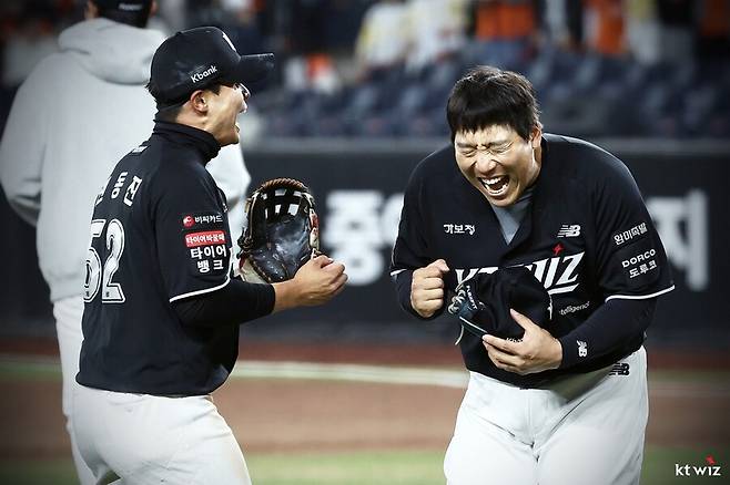 대전에서 대체 무슨 일이?…KT-한화, 3일 동안 59득점-78안타-투수 40명-1171구 '대혈투'