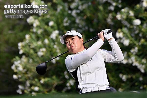 이게 무슨 일! 김효주도, 코다도 아니었다...'日-日 선수' LPGA 아람코 챔피언십서 나란히 공동 1위 등극