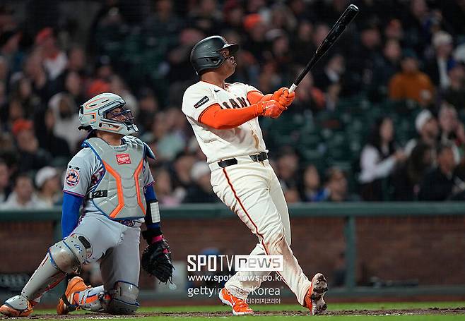'이정후 살아난다' 총알 타구 잡혔지만 1볼넷 1타점…샌프란시스코도 '우승 후보' 메츠에 7-2 완승