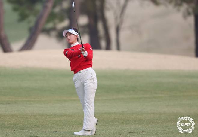 '송종국 딸' 송지아, 2R서는 2언더파 '선전'…