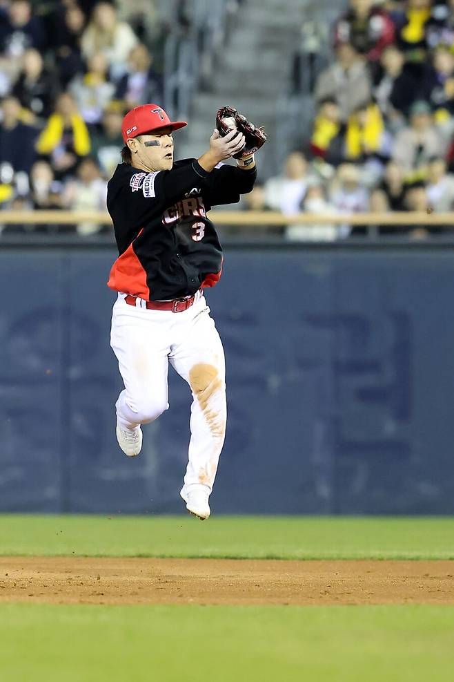 나 지명타자 싫어요… KIA 타자들은 온몸으로 거부하는 중, 이범호에 즐거운 고민 안길까