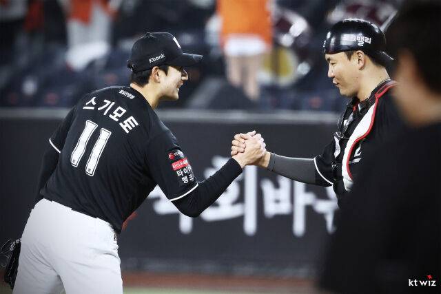 만루홈런→투런홈런→韓 홈런 1위 실화? 36살 베테랑 맹타 비결 전격 공개